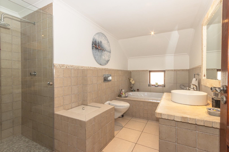 5 Bedroom Property for Sale in Atlantic Beach Golf Estate Western Cape